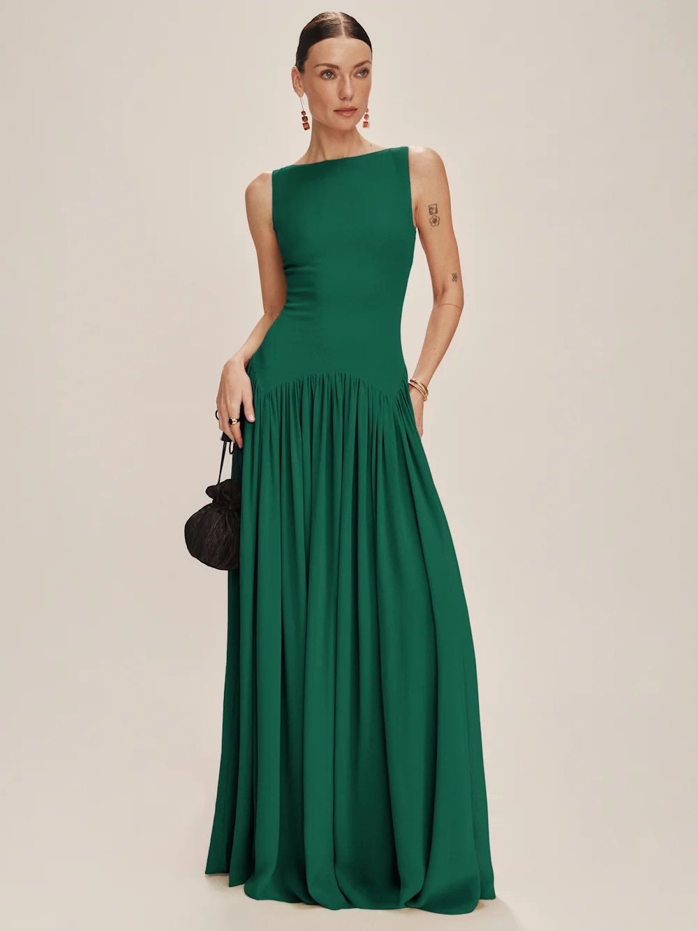 Reformation Camella Maxi Dress in Emerald - Picture 4 of 6